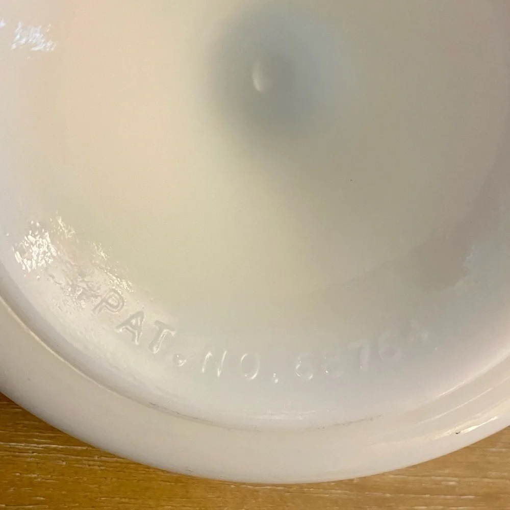VINTAGE SUNKIST Milk Glass Citrus Fruit Juicer, Made in USA
